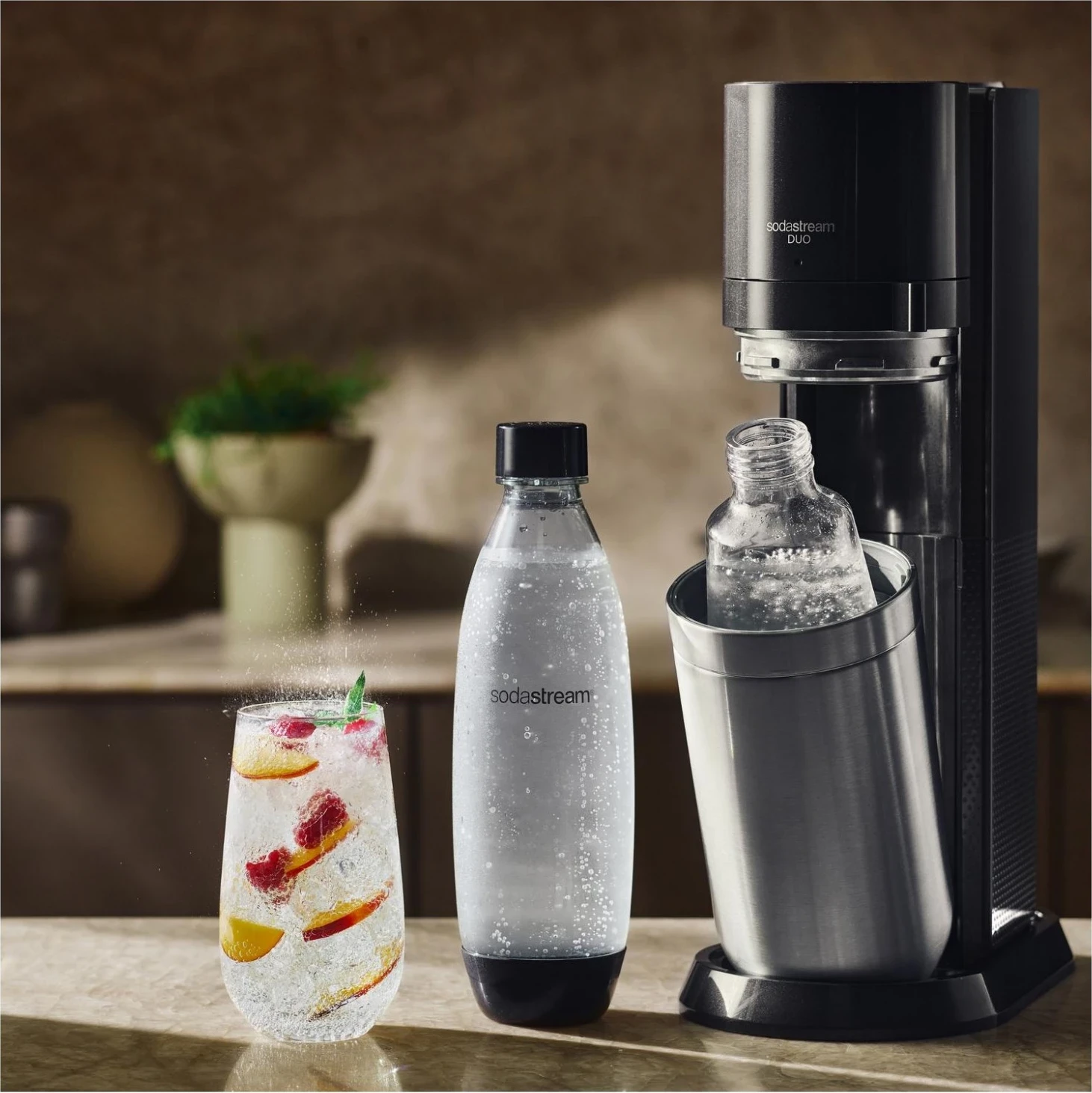 Sistem za karboniranje SodaStream Duo, črn