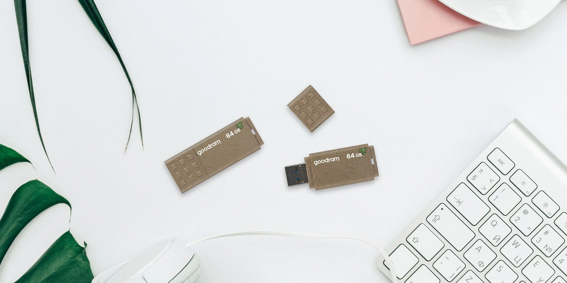USB pomnilnik 64 GB, USB 3.0, bronz, GoodRam UME3-0640EFR11