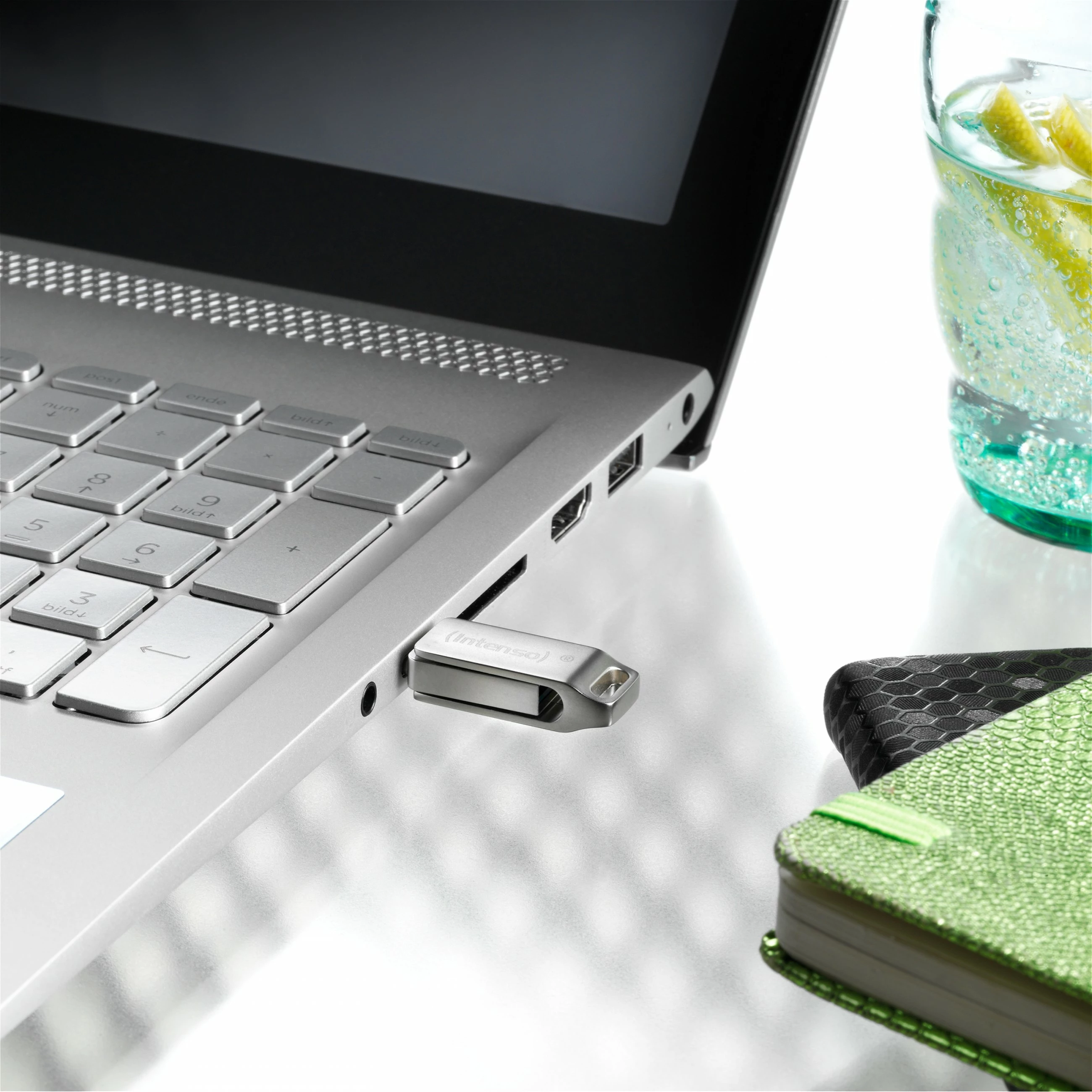 USB ključek 128 GB, USB Type-A/Type-C, 3.2 Gen 1, Intenso cMobile Line, srebrn