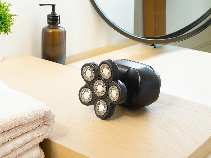 Električna naprava za britje MasterSmooth Lafe, 600 mAh, IPX6, črna