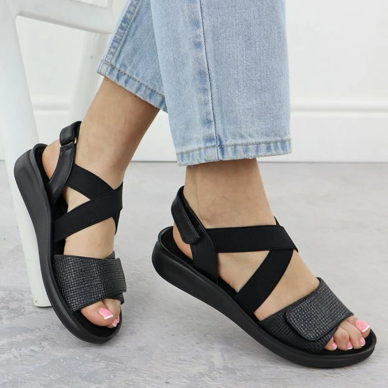 Udobne sandale Jezzi, črne