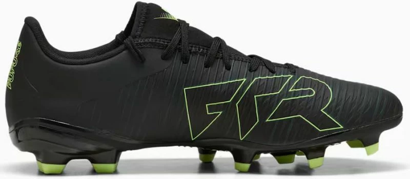 Futbalske atlete, Puma, črne