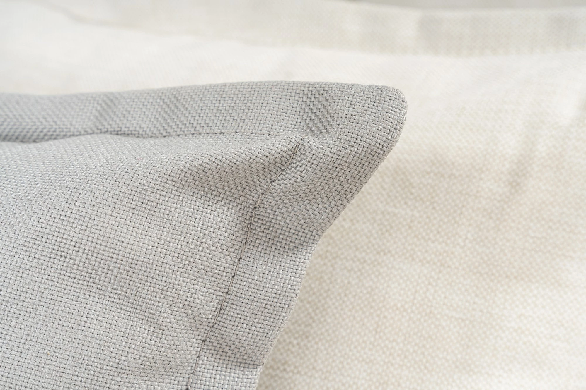 Kotna sedežna garnitura Frida 4, ecru, Atelier del Sofa