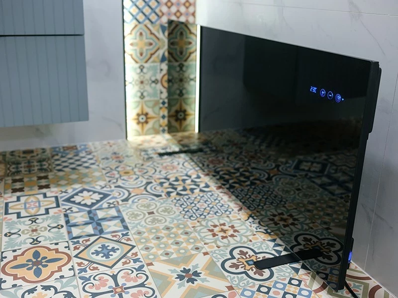 Konvektor Lafe IR ThermoSmart 700 W, pameten, črn