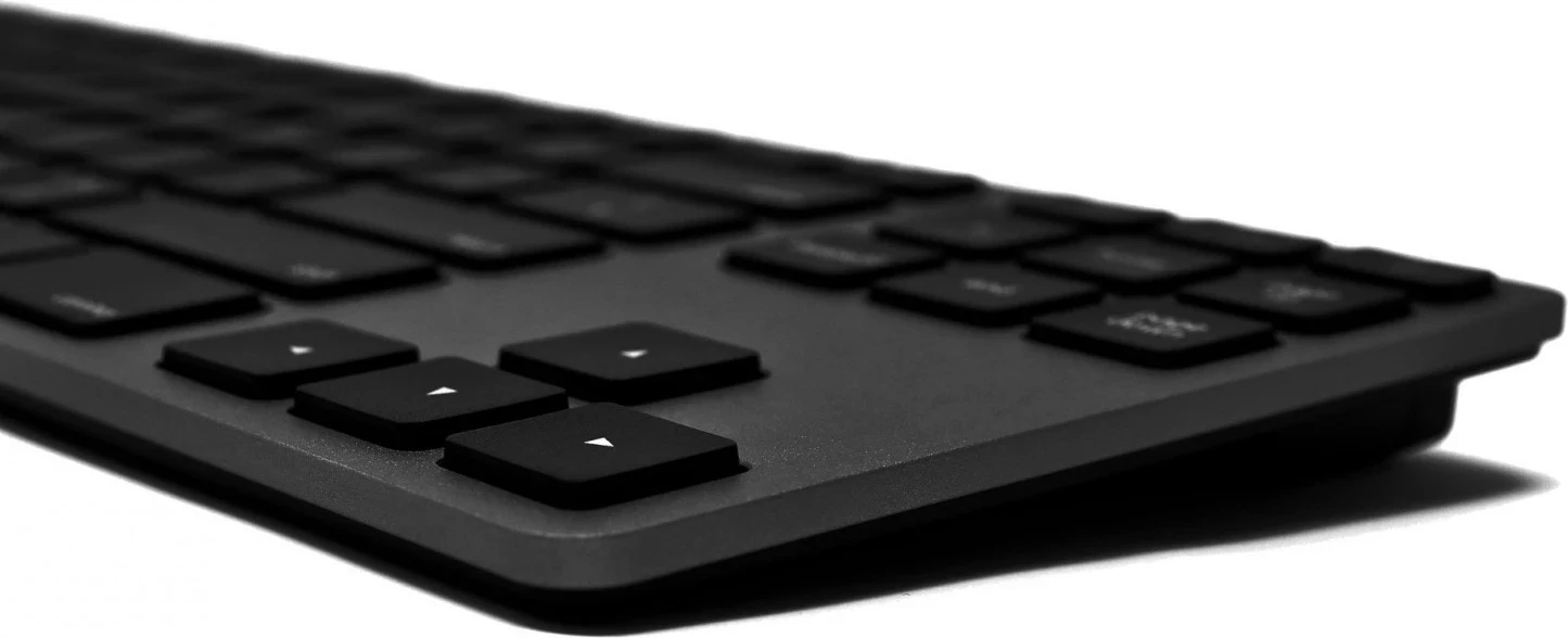 Tenkeyless tipkovnica Matias za PC, RGB, črna