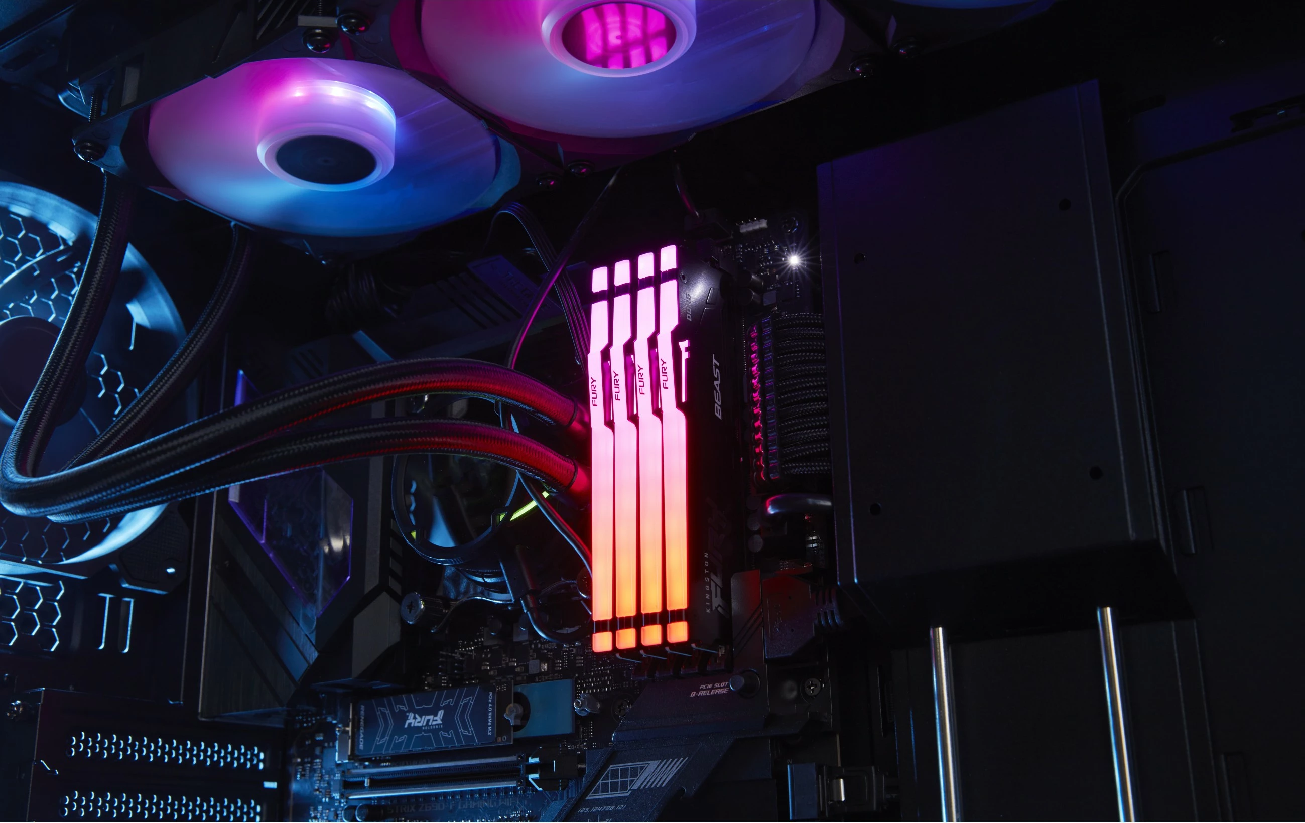 RAM pomnilnik Kingston FURY Beast RGB EXPO 16GB DDR5 6400MT/s CL32, črn