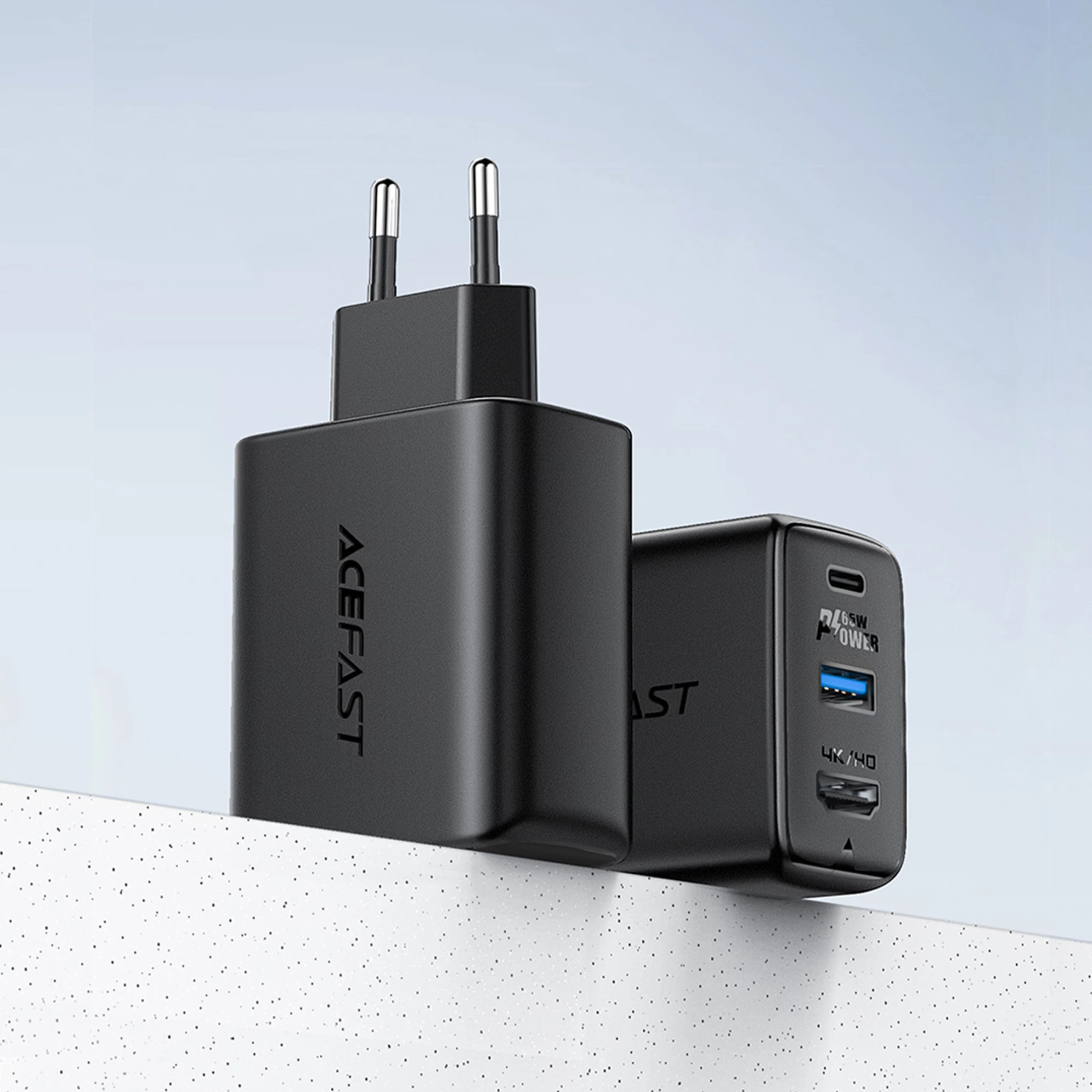 2-v-1 polnilec, 65 W, USB Type-C/USB-A, HDMI 4K, z vključenim kablom, Acefast A17, bel