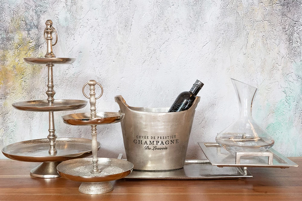 Stojalo z dvema nivojema, aluminij, srebrne barve, 22x22x30 cm