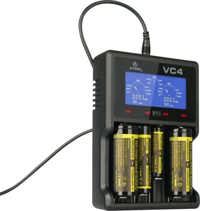 Universalni polnilnik za baterije XTAR VC4SL, 18650