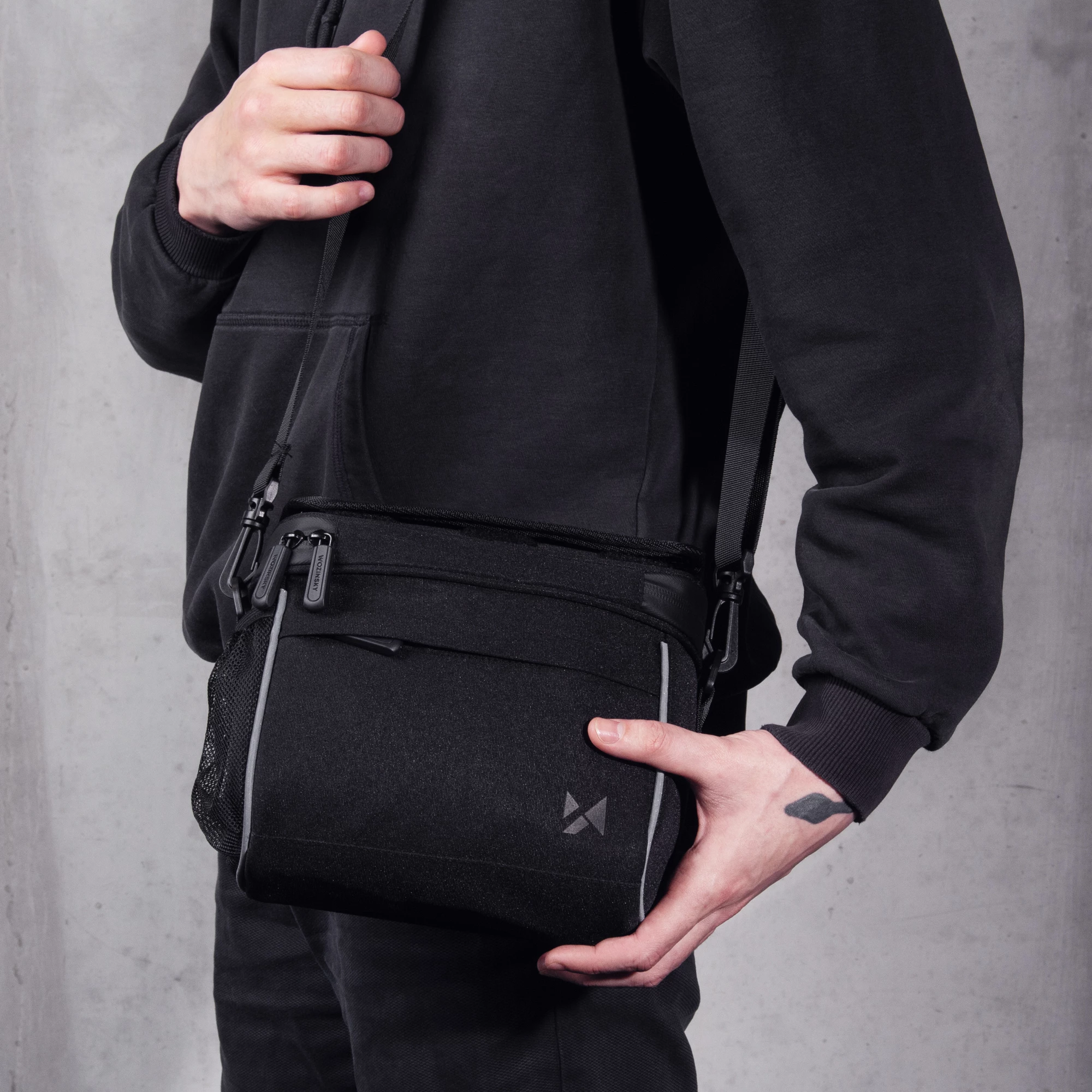 Torba za krmilo/ramenska torba za kolo Wozinsky WBHBB-01, 4 L, črna