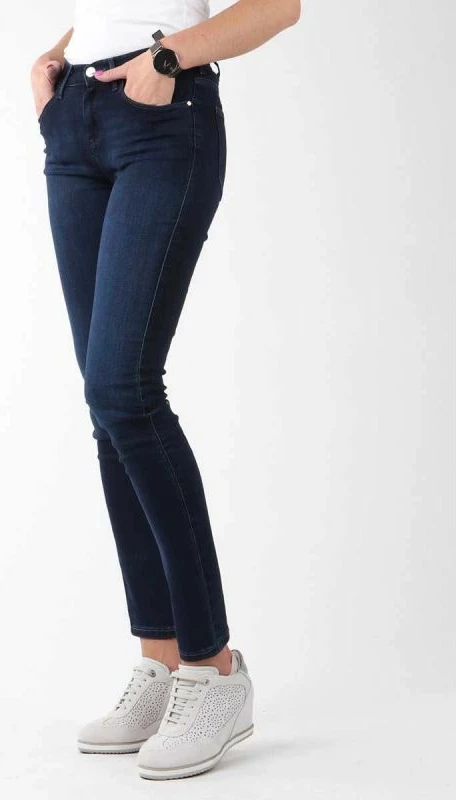 Ozke ženske jeans hlače Wrangler, črne