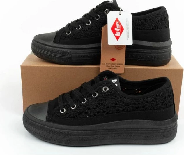 Čevlji za ženske Lee Cooper, črni