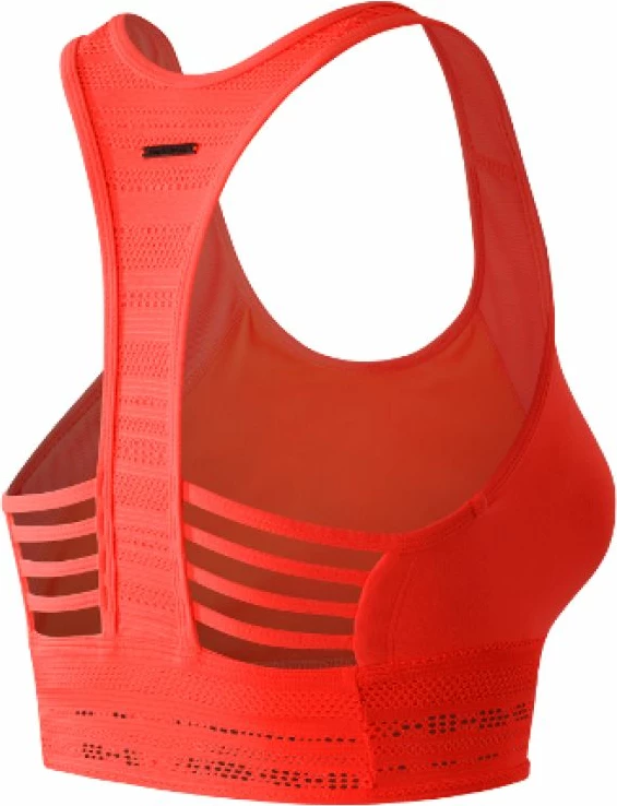 Trenirna majica New Balance, roza