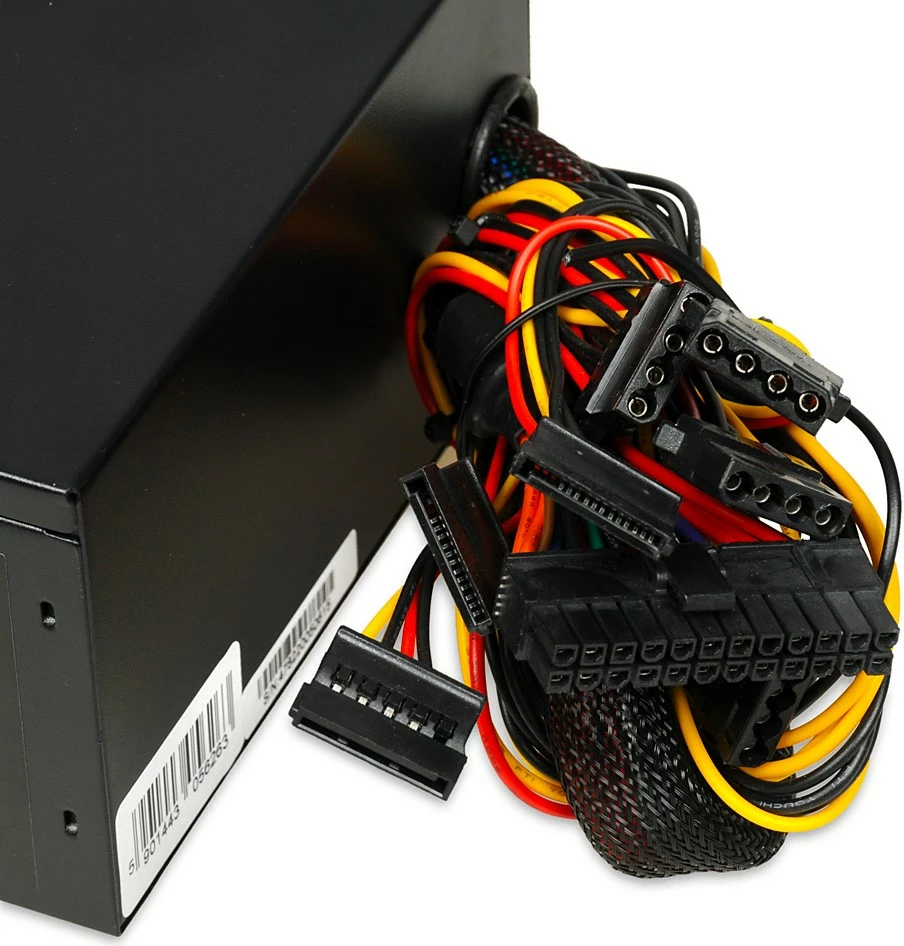 Furniznik z energijo iBOX Aurora 600W, Gaming, črn