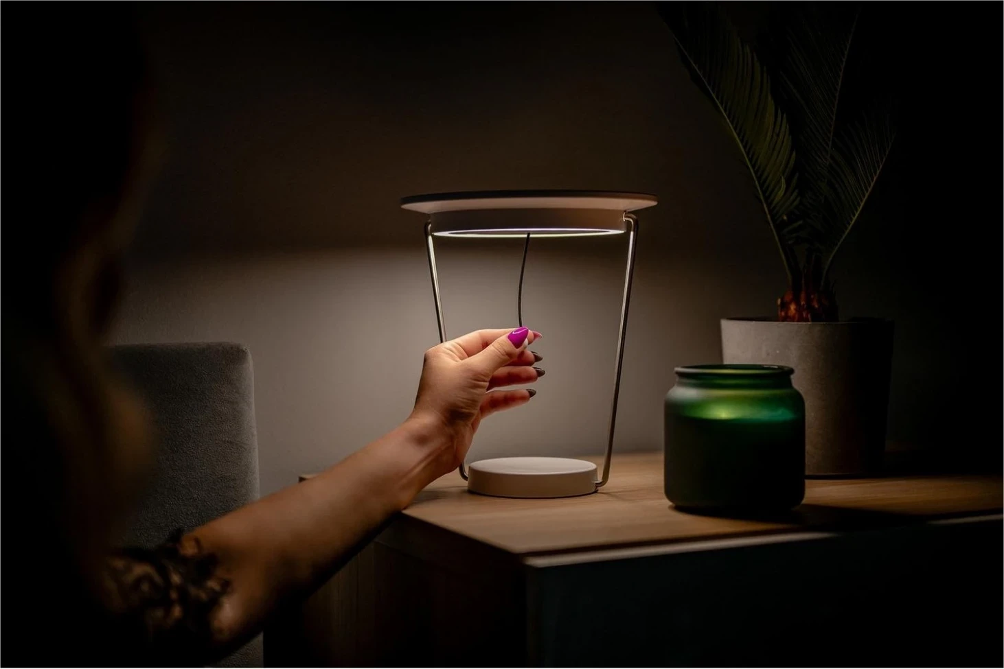 Ogledalo Humanas HS-ML01, belo