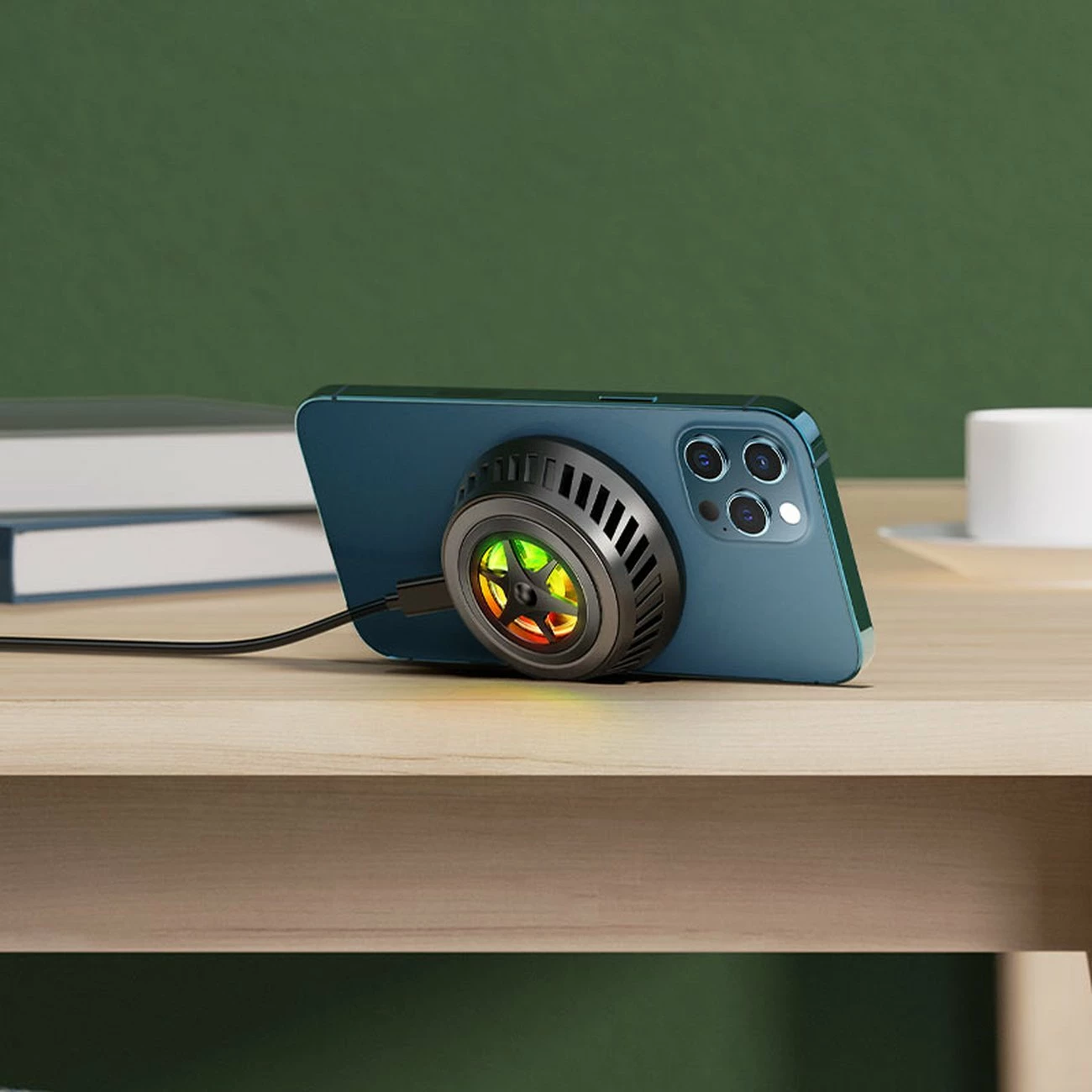 Brezžični polnilec s sistemom hlajenja, Acefast E2, temno siv