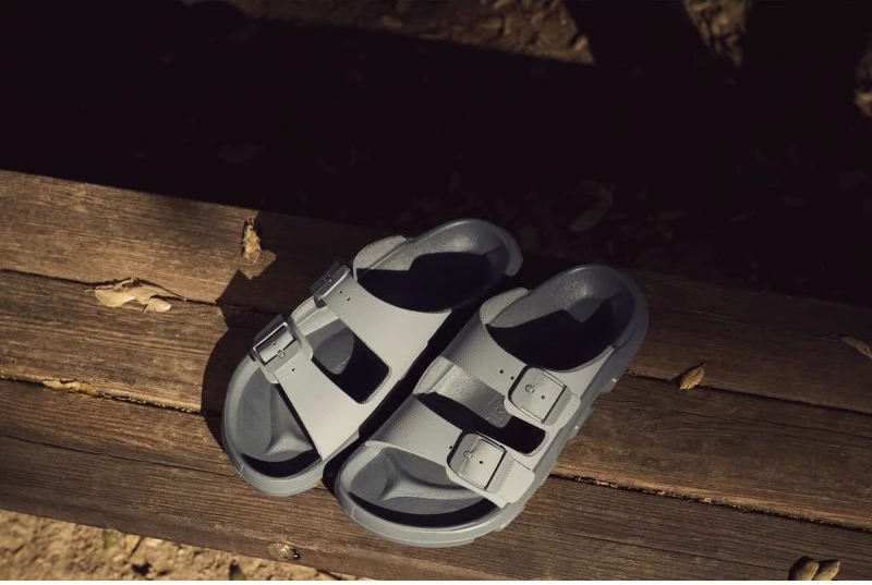 Natikače Birkenstock unisex, siva
