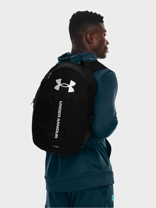 Nahrbtnik za moške in ženske Under Armour, črn