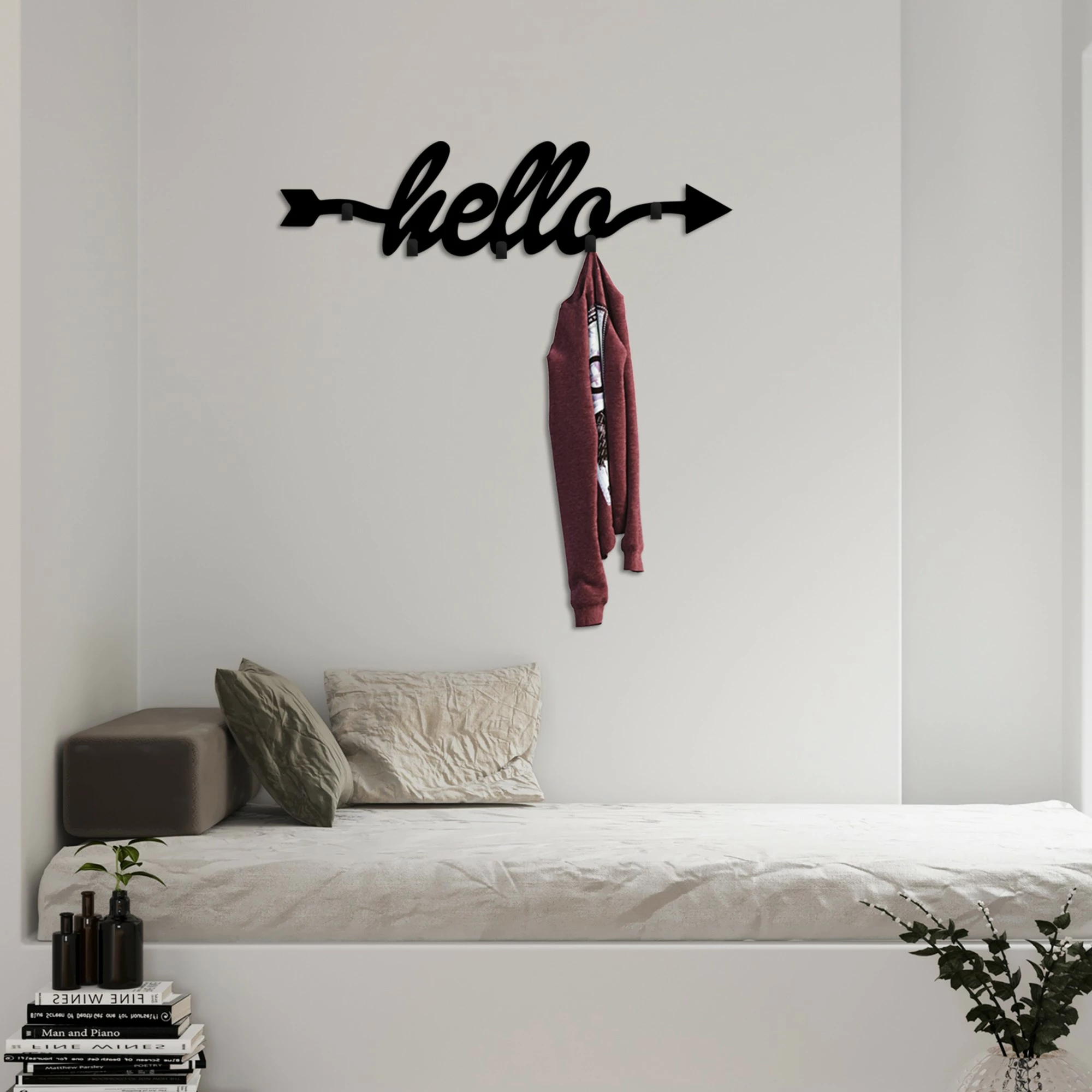 Varovalo za steno iz kovine Wallity, Hello, črna, 68x22x2 cm