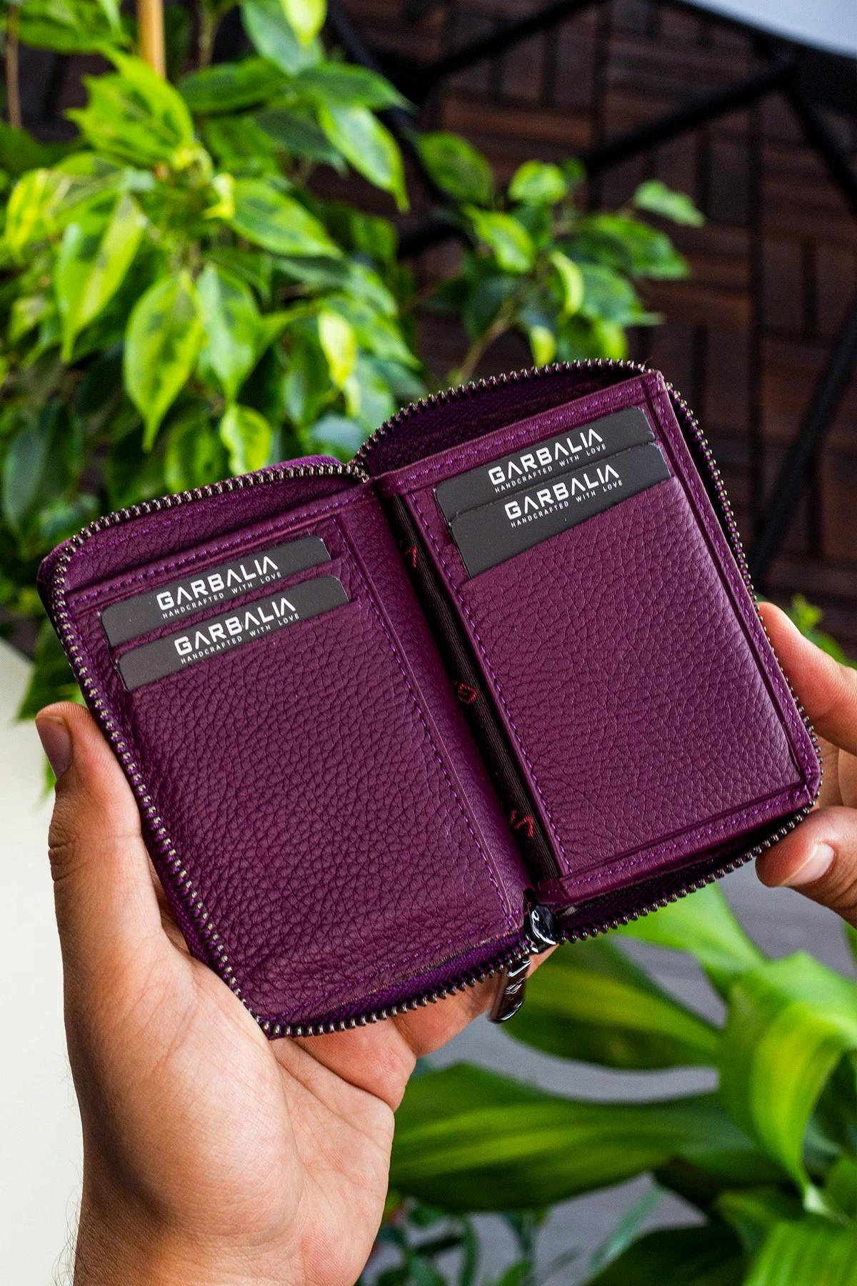Držalo za kartice z verižico, damson, Zoozie Bags
