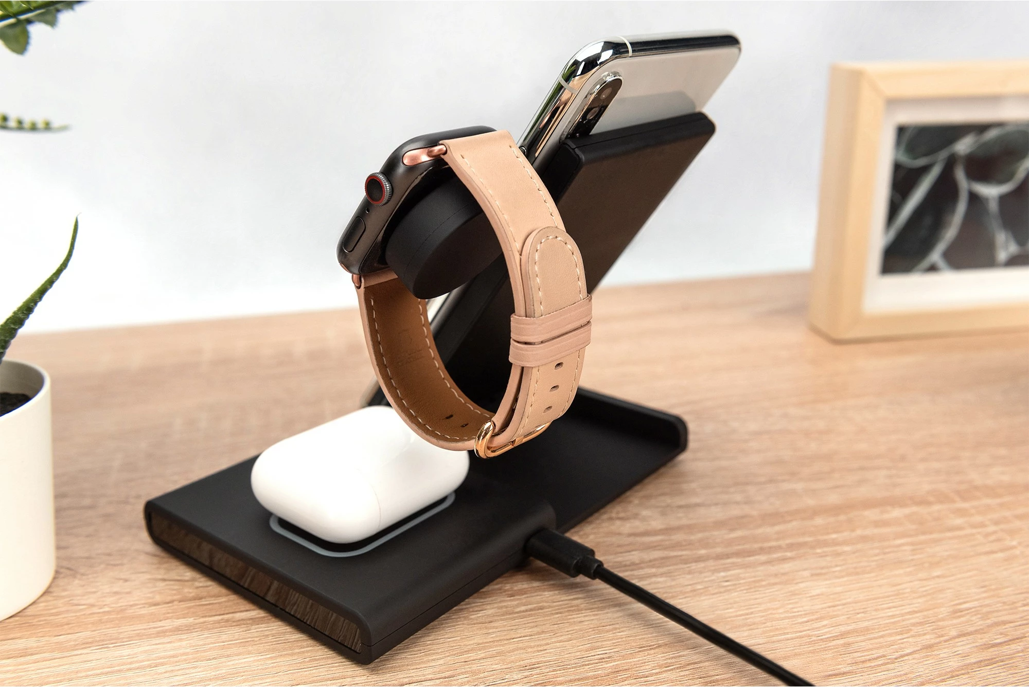 3-v-1 postaja za polnjenje Digitus za iPhone, Apple Watch, AirPods, siva