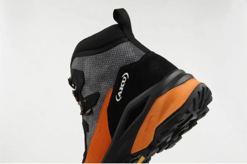 Trekking copati Aku, črno-oranžni