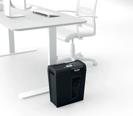 Grizalnik Rexel Secure X8, črn