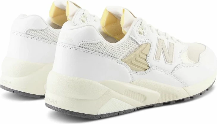 Superge New Balance MT580, ženske, bele