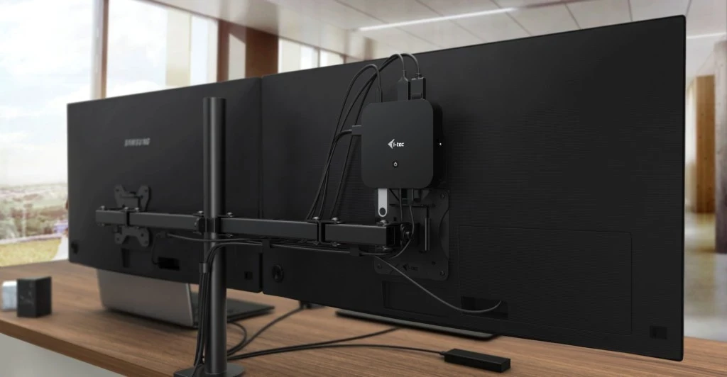 Docking postaja USB-C z dvema zaslonoma HDMI/DP, LAN, avdio, Power Delivery 100 W + univerzalni polnilec 112 W i-tec