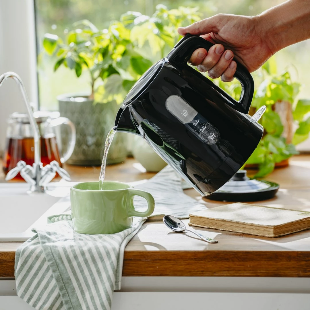 Električni kuhalnik Adler AD 1380B, 1 L, črn