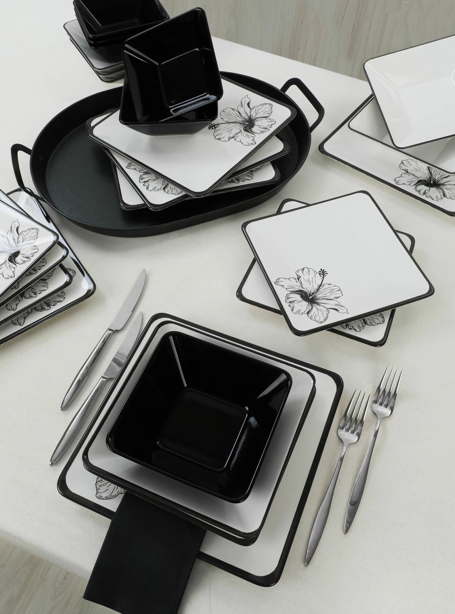 Jedilni set iz keramike, 24 kosov, Hermia Concept, TY032124FM80AD03M00MAOV101