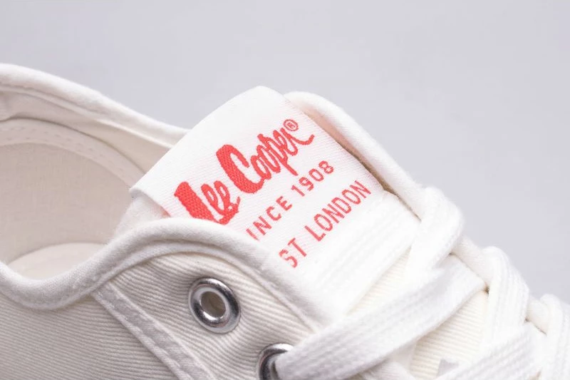 Superge, Lee Cooper, bele