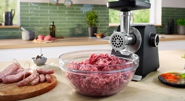 Električni mlinček za meso Bosch MFWS660B, 500 W, črno/srebrn