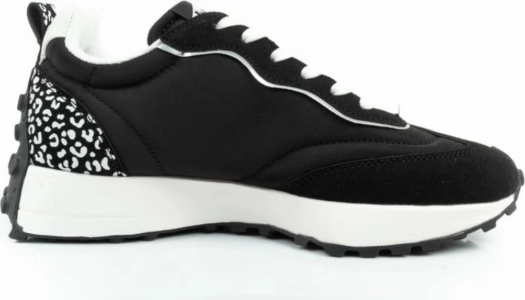 Superge za ženske Lee Cooper, črne