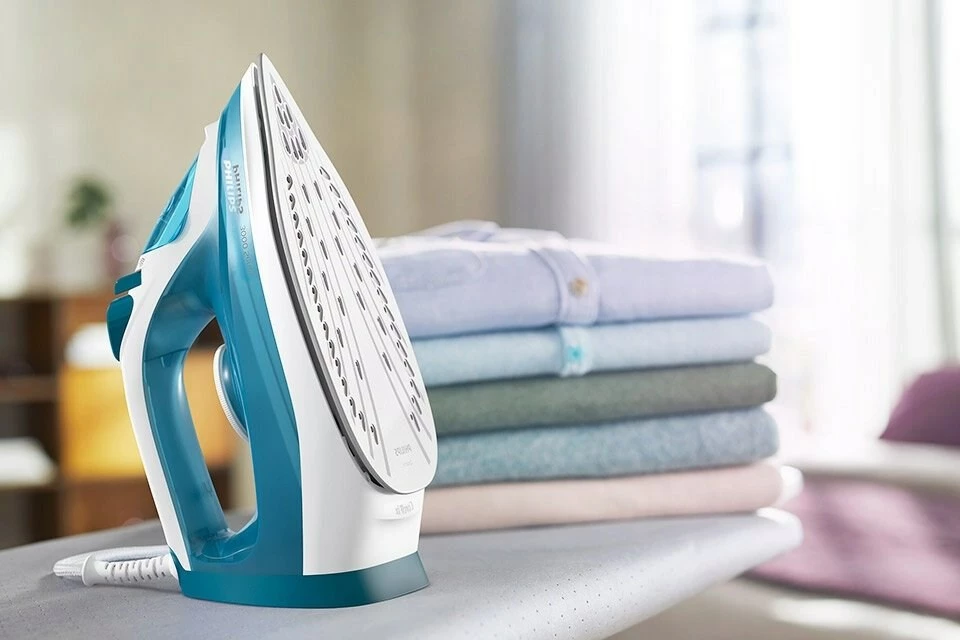 Parni likalnik, Philips 3000 series DST3011/20, moder