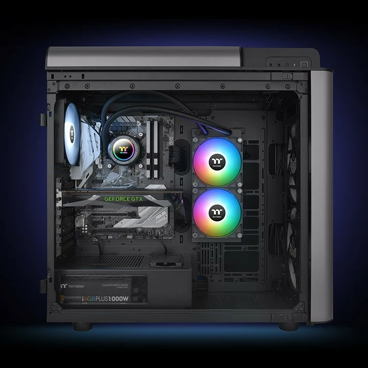 Vse-v-enem tekočinski hladilnik Thermaltake TT TH240 ARGB, 12 cm, 1500 RPM, 3300 RPM, 57.05 cfm, črn