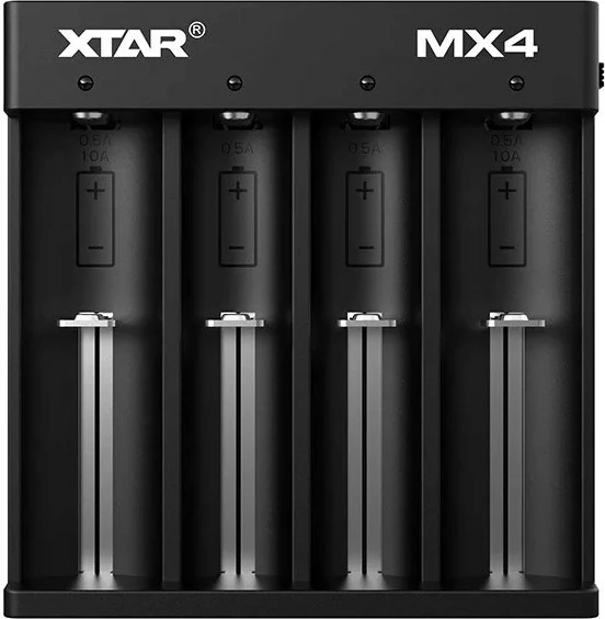 Univerzalni polnilec baterij XTAR MX4, 4 reže, črn