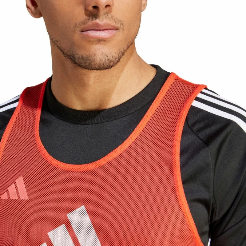 Tag za trening, rdeč — adidas