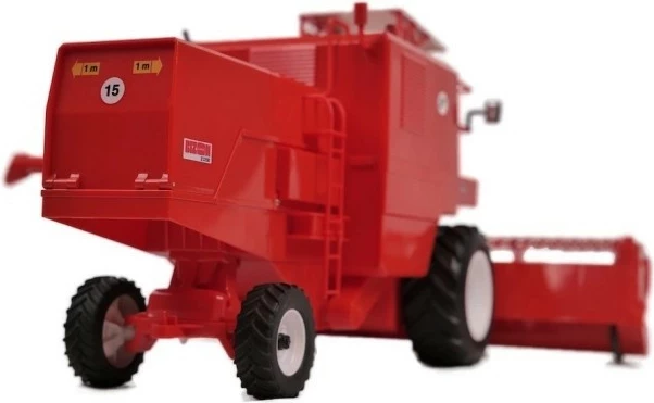 Kombajn z daljinskim upravljalnikom ATA Bizon Super Z056, 1:16, rdeč