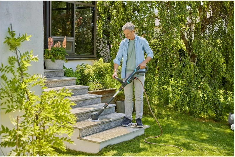 Brezžični čistilec Gardena 14840-55, zelen, siv, oranžen