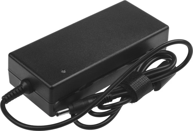 Napajalni adapter 19V 6.3A 120W za Asus G56, Green Cell PRO AD22P, črn