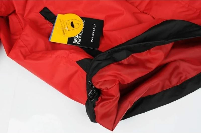 Lahka vodoodporna vetrovka Regatta za moške, oranžna