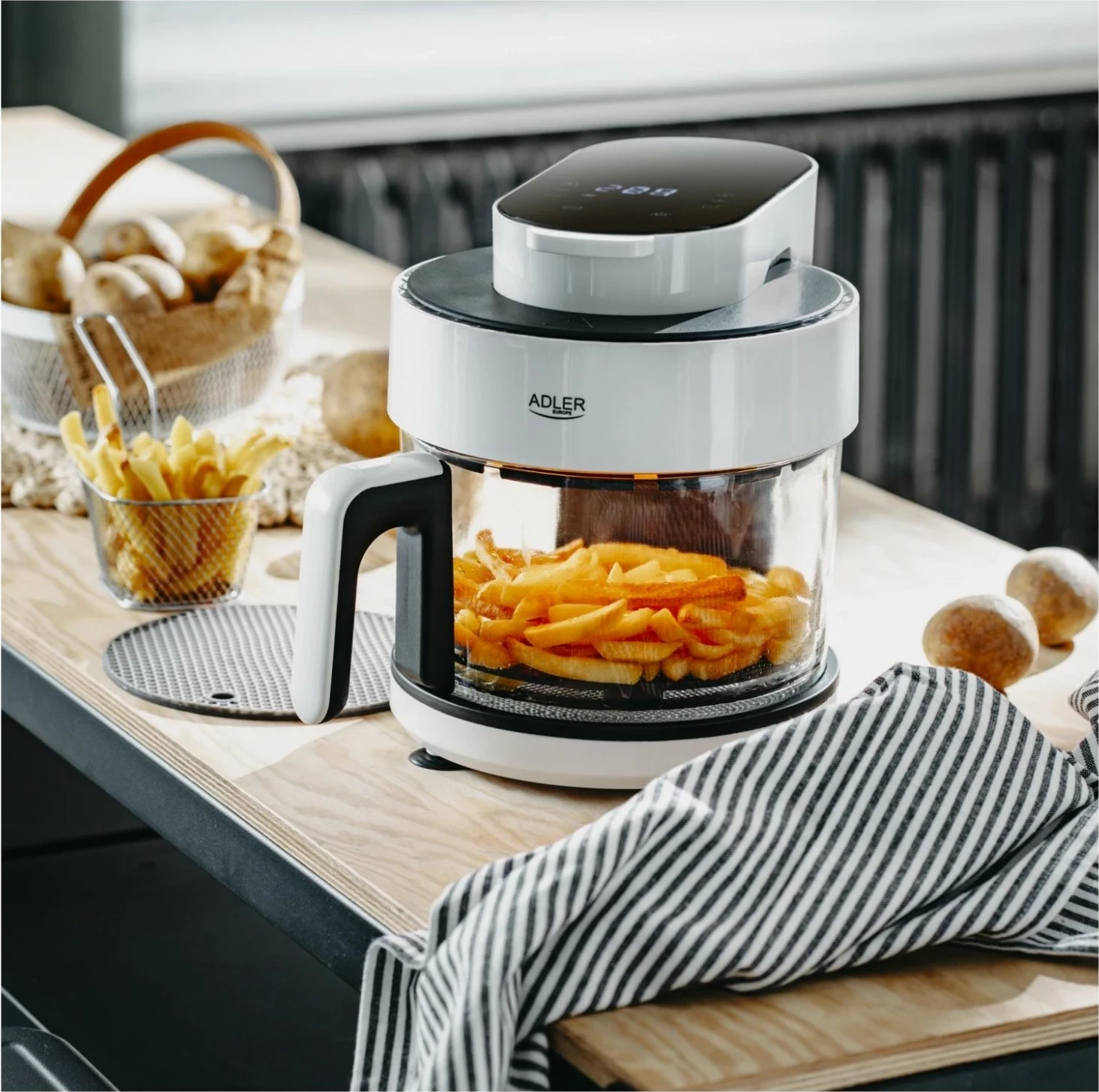 Friteza brez olja, Camry CR 6316, bela