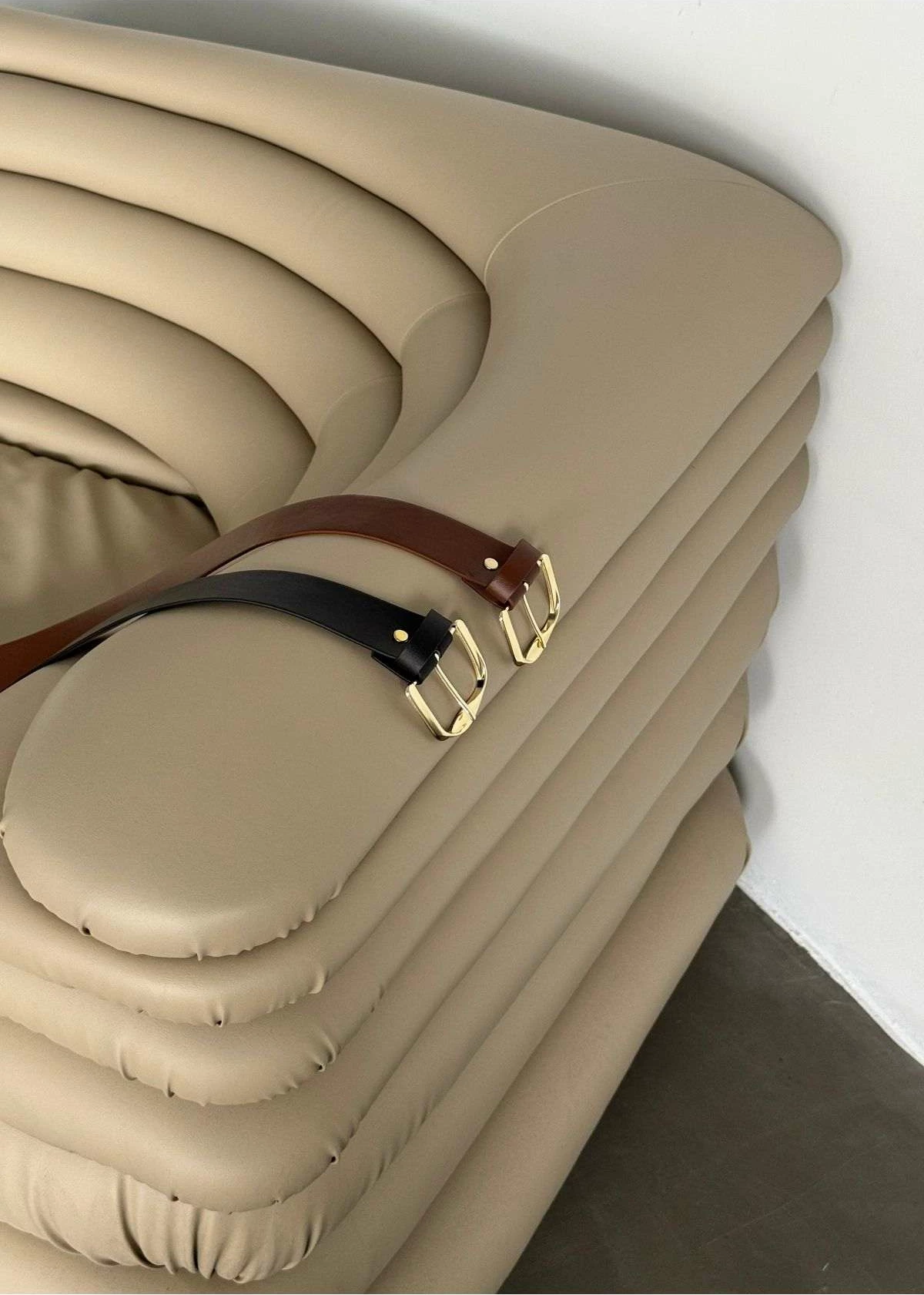 Pas Jumeon BELT-K01X, rjave barve