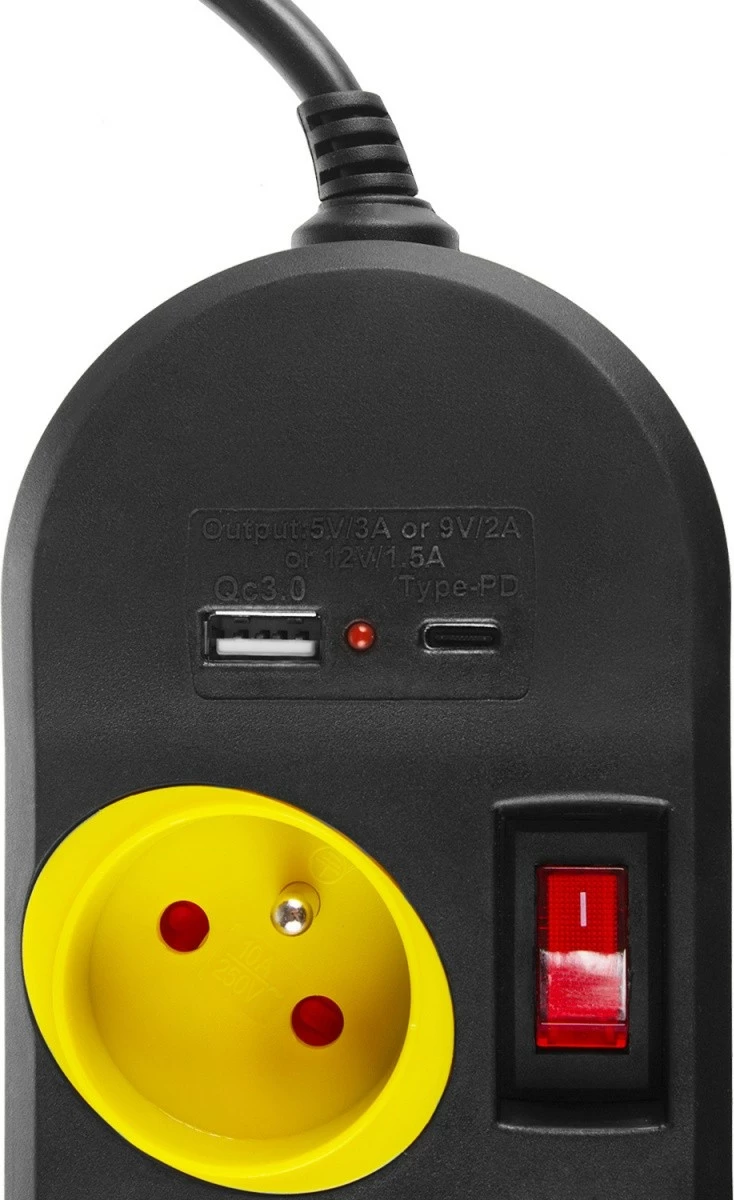 Razdelilec za vtičnice z USB Maclean MCE508 B, 4 vtičnice, 1,5 m, 2x USB, črn