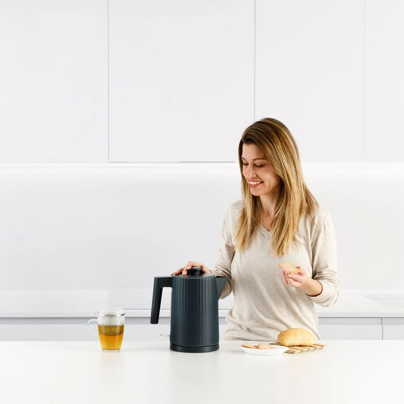 Električni grelnik vode Jonic Tea Taurus, 1,7 L, 2200 W, siv