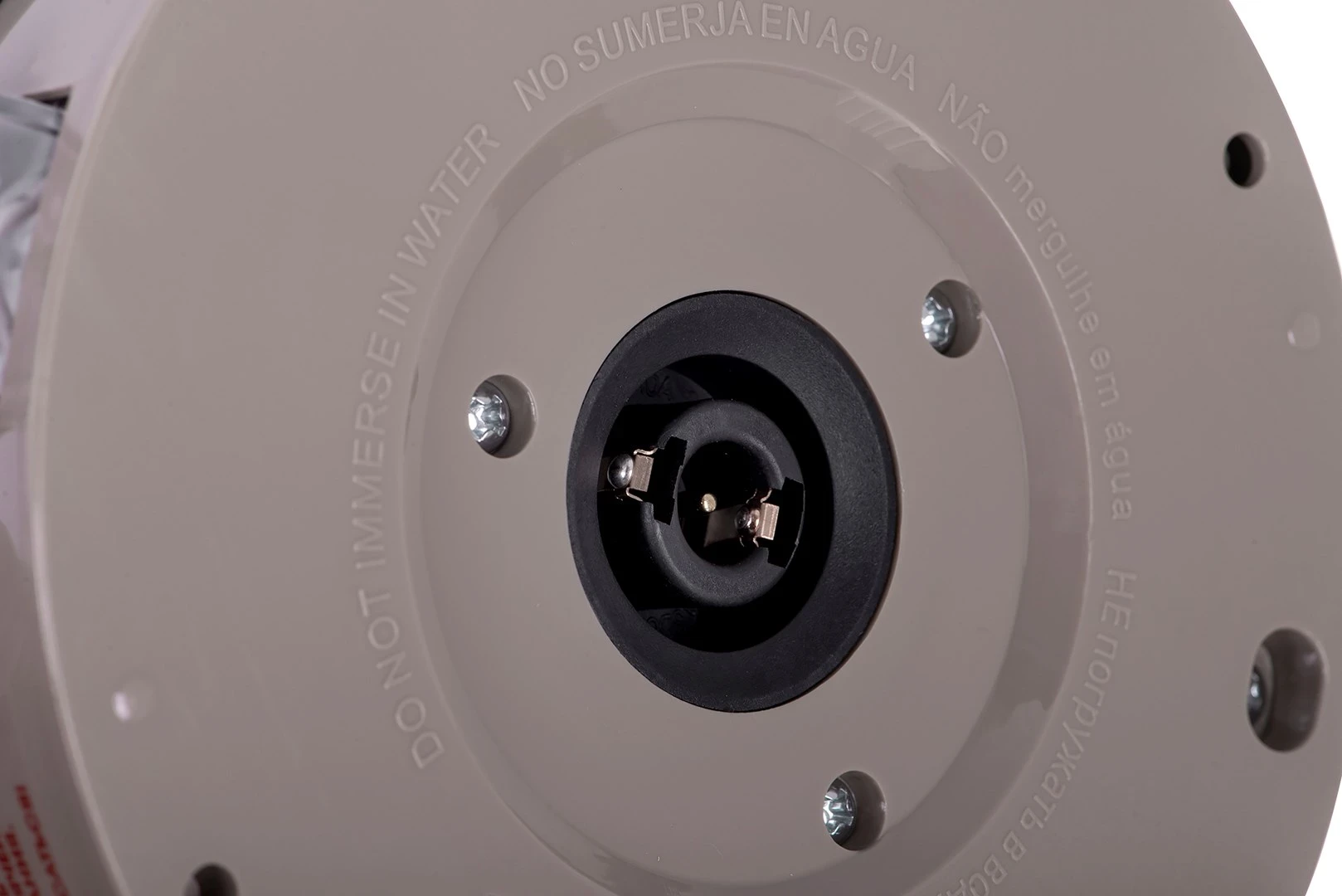 Vrelček za vodo Maestro MR-071, 1 L, črn