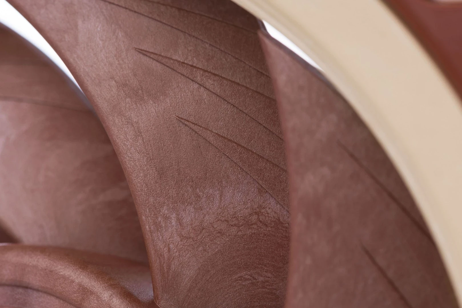 Ventilator za računalniško ohišje Noctua NF-A12x25, 12 cm, bež in rjav