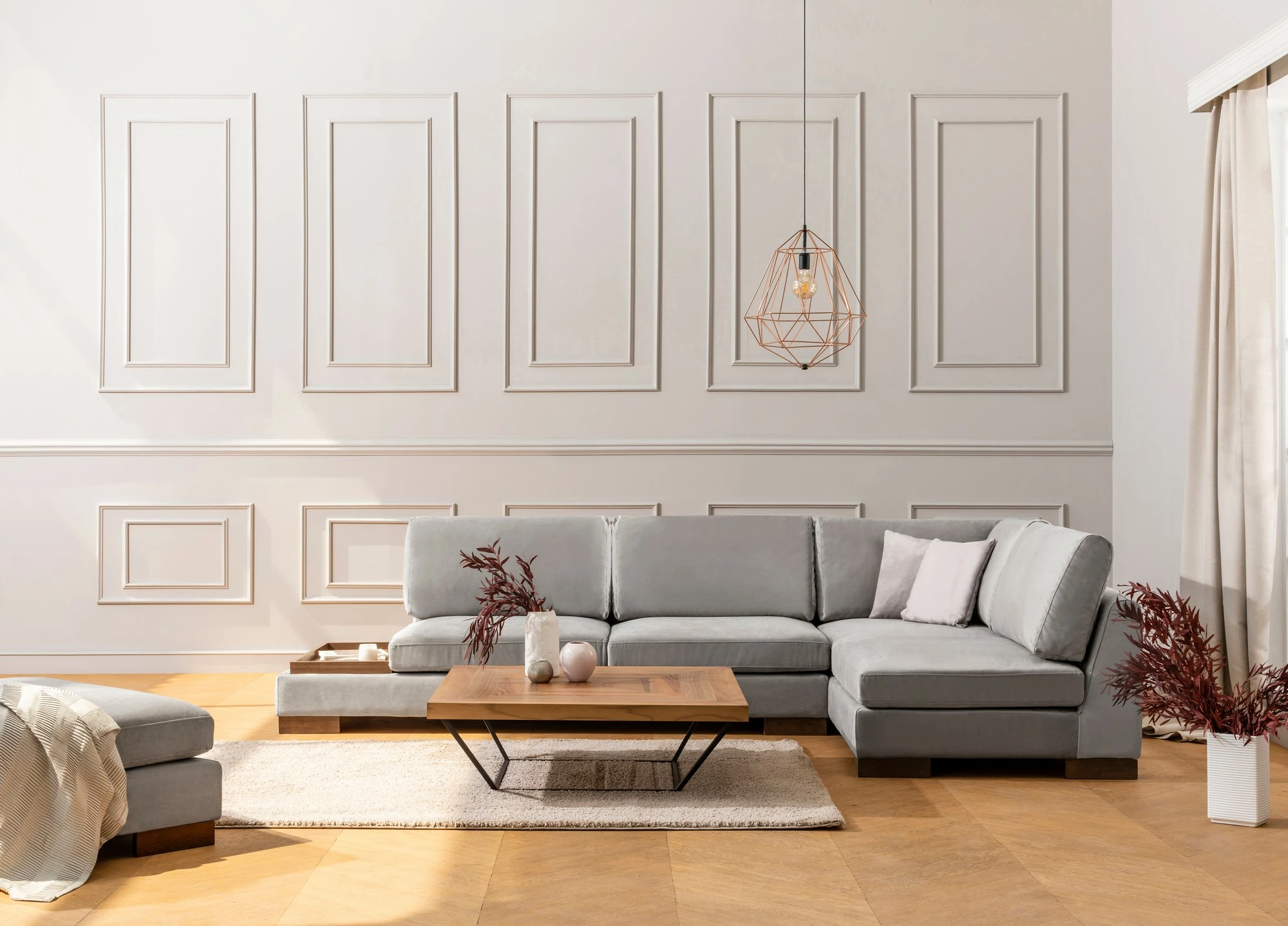 Kotna sedežna garnitura Tulip, desna s pufom — Atelier del Sofa, svetlo siva