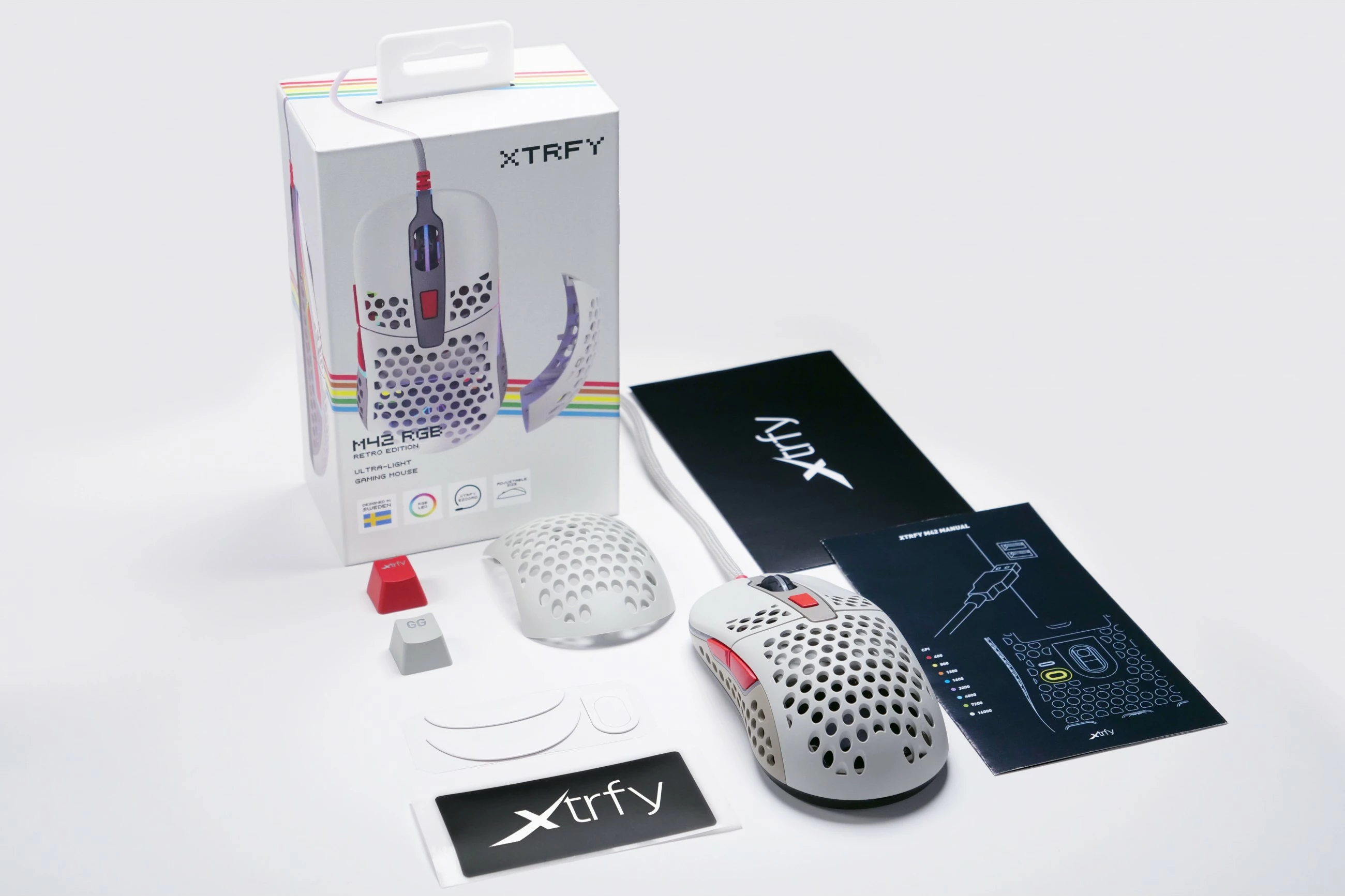 Optični miš, Cherry XTRFY M42, USB Type-A, 16000 DPI, večbarvna